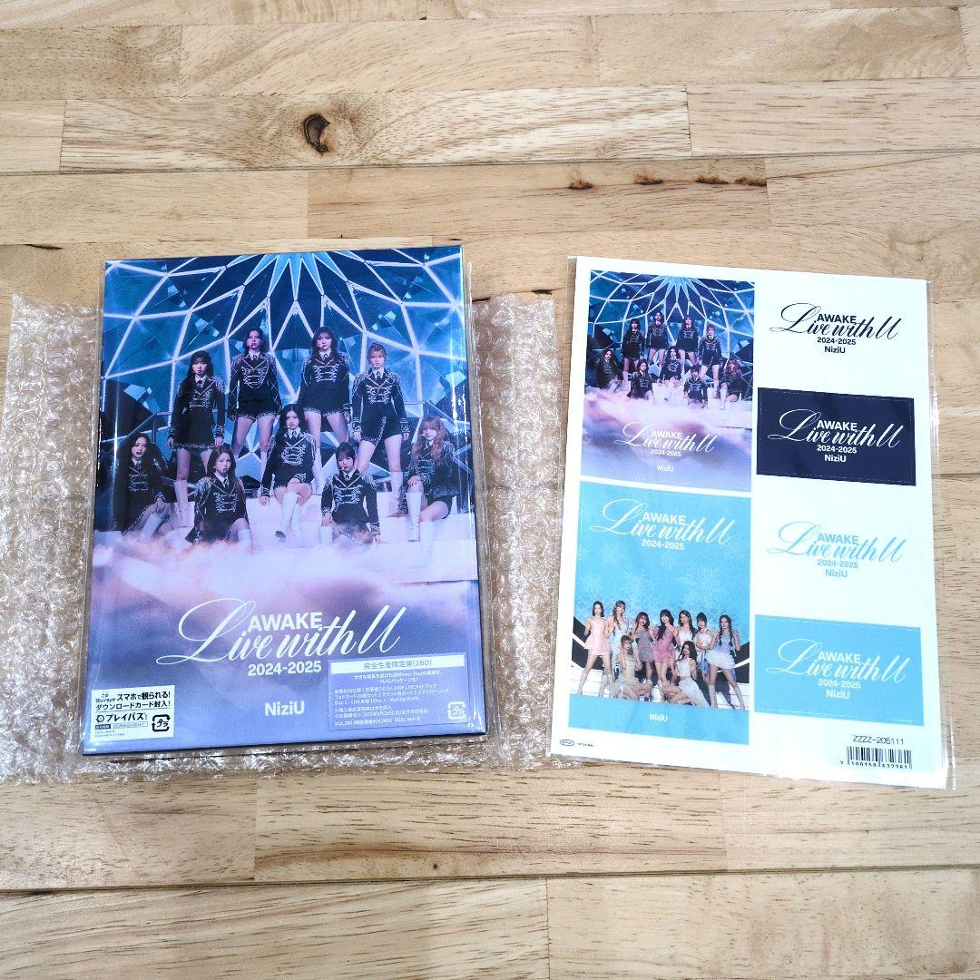 NiziU AWAKE Live with U 2024-2025完全生産限定盤