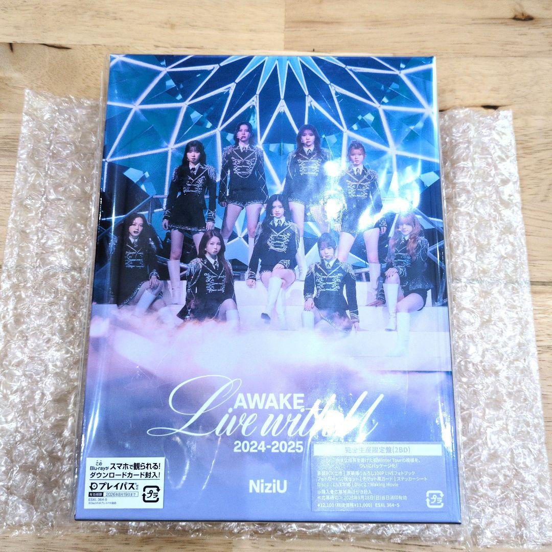 NiziU AWAKE Live with U 2024-2025完全生産限定盤