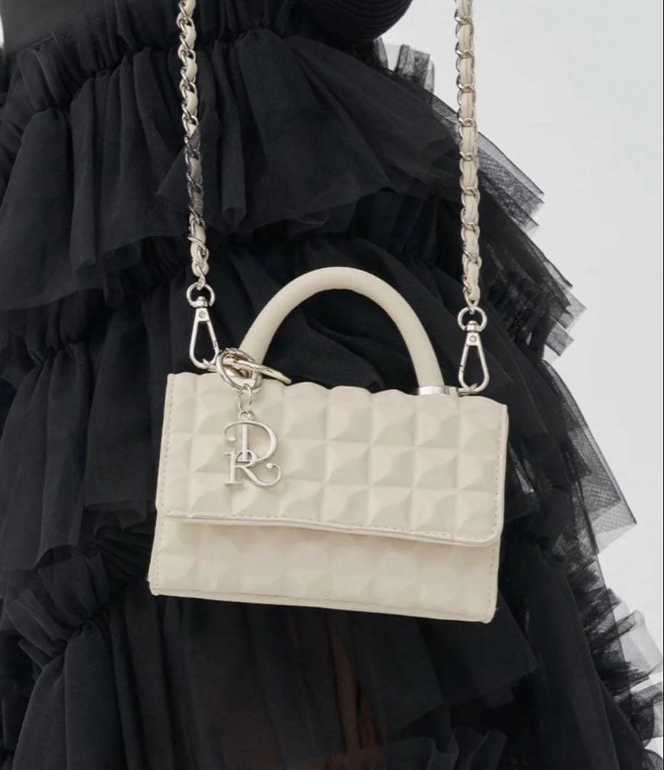 本日限定価格 DarichダーリッチDRチャームチョコレートハンドバッグ IVO