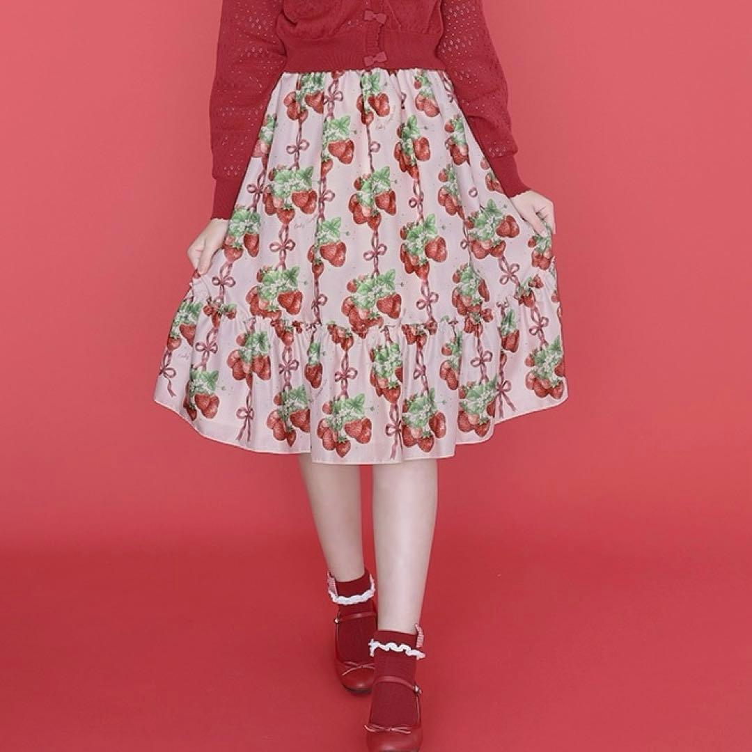 【本日限定お値下げ】エミキュStrawberry Ribbon treeスカート
