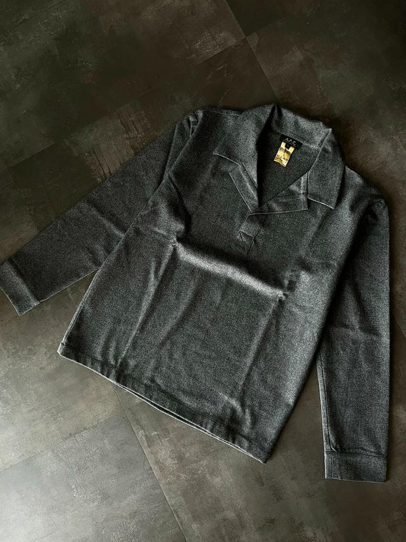 APC ウールポロプルオーバー