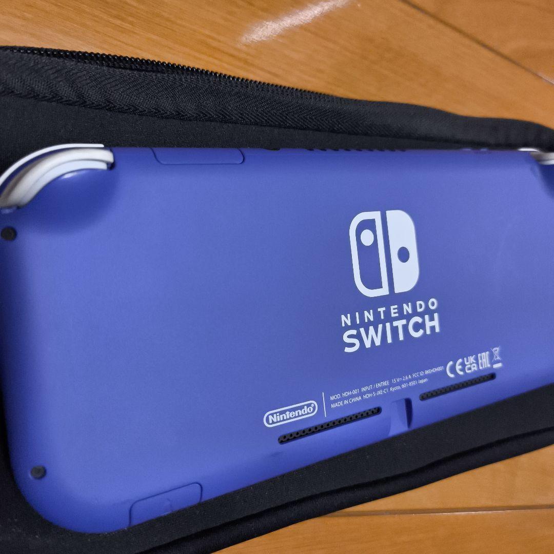 Nintendo Switch Lite 本体　ソフトケース付き