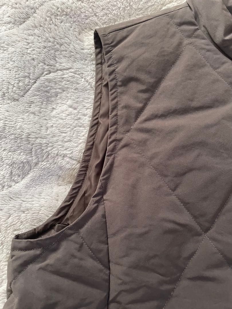 Mademoiselle NON NON ノースリーブダウンジャケット