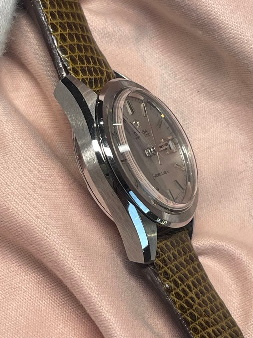 SWISS OMEGA Seamaster 自動巻 新品未使用リザード　箱　稼働
