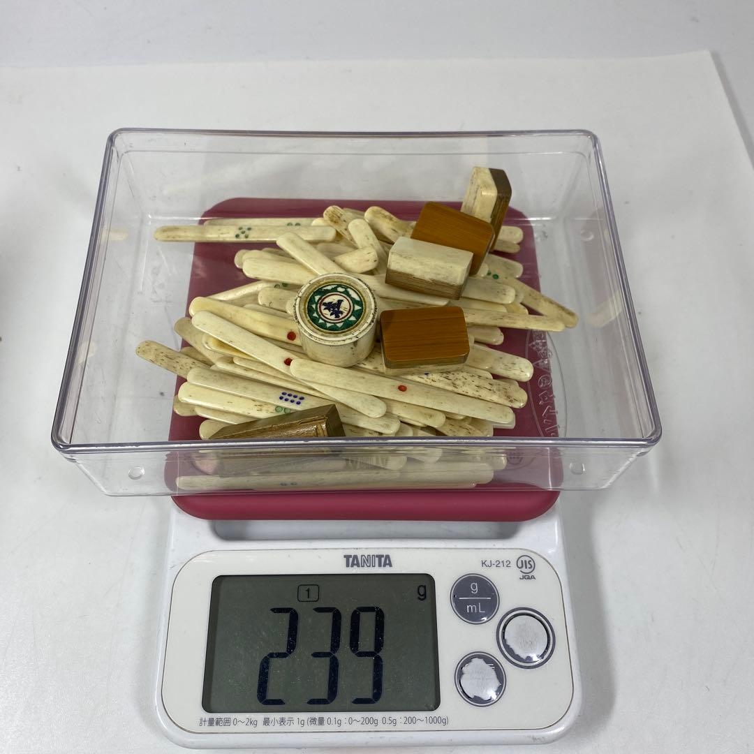 骨面竹背麻雀牌　ケース付　東Y7-0306①トヒト