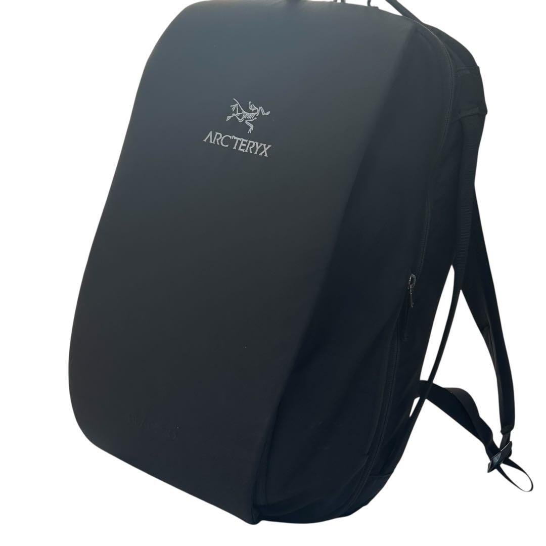 美品 アークテリクス BLADE 20 バックパック ブラック 人気モデル