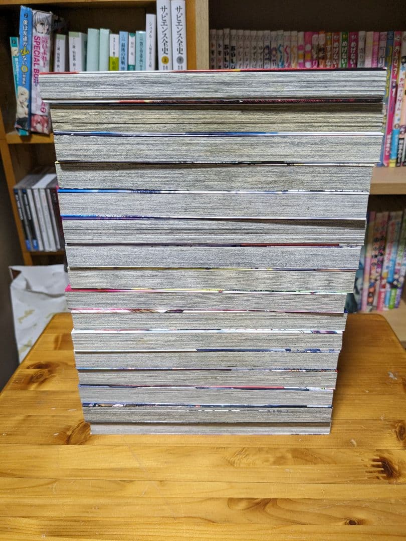 ゴールデンカムイ　全巻収納BOX入り＋特製しおり、色紙＋公式ファンブック　セット