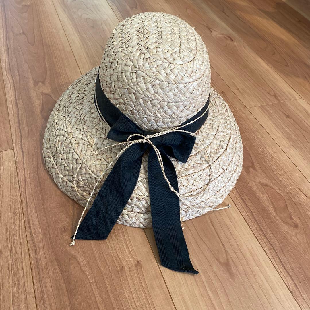へレンカミンスキー　麦わら帽子　黒リボン付き