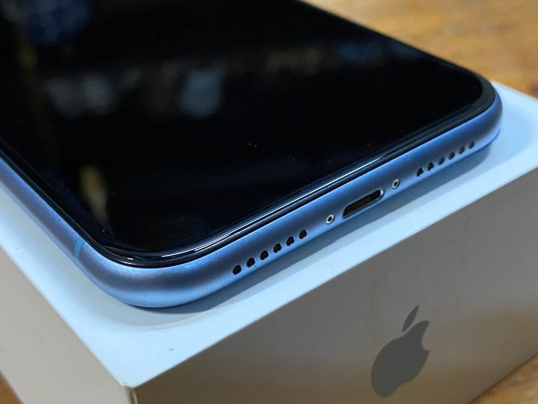 も*ち様 【ジャンク】iPhone XR 64GB 本体 ブルー au IMEI