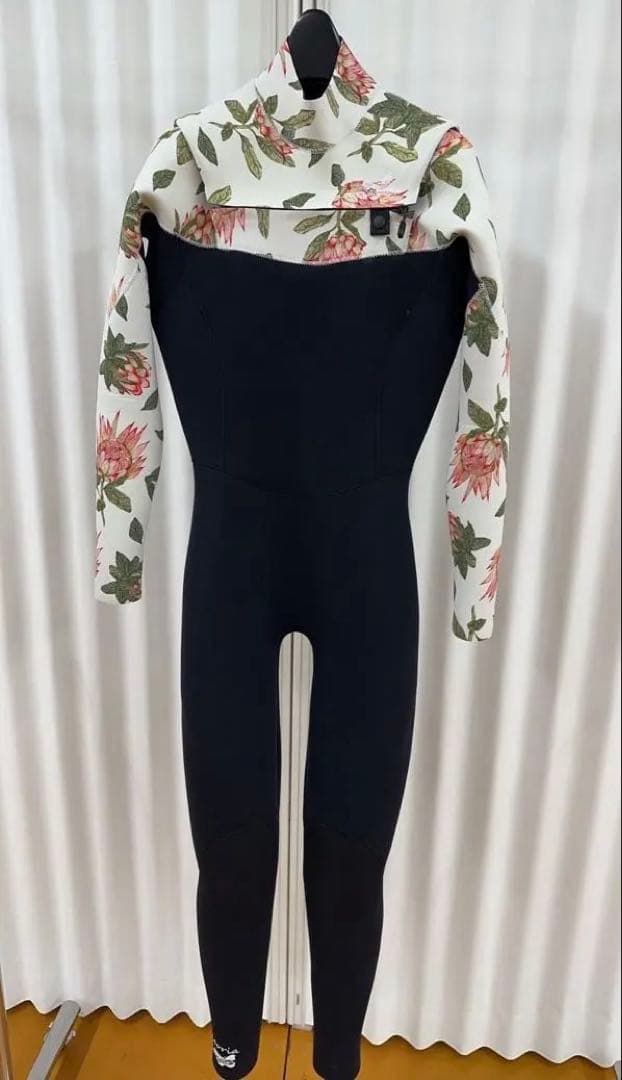 3/3フルスーツ　チェストジップレディースLサイズ