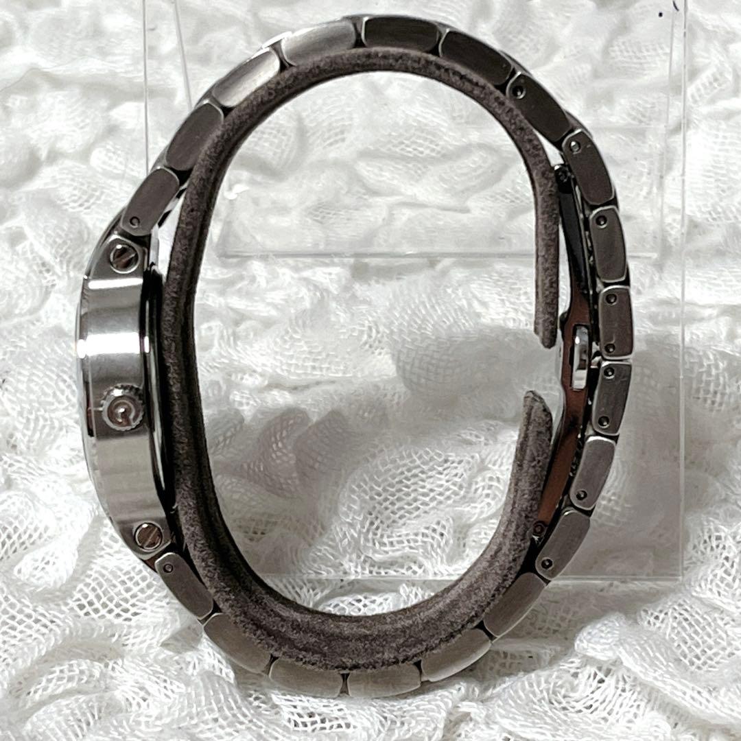 箱付✨稼働　GUCCI シルバー 腕時計　8900l グッチ　コマ付　GG 巾着