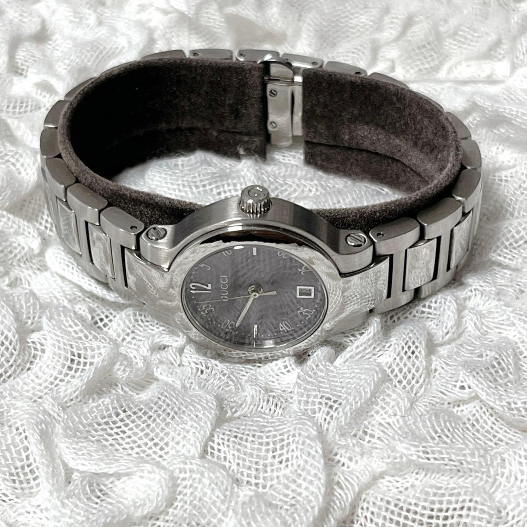 箱付✨稼働　GUCCI シルバー 腕時計　8900l グッチ　コマ付　GG 巾着
