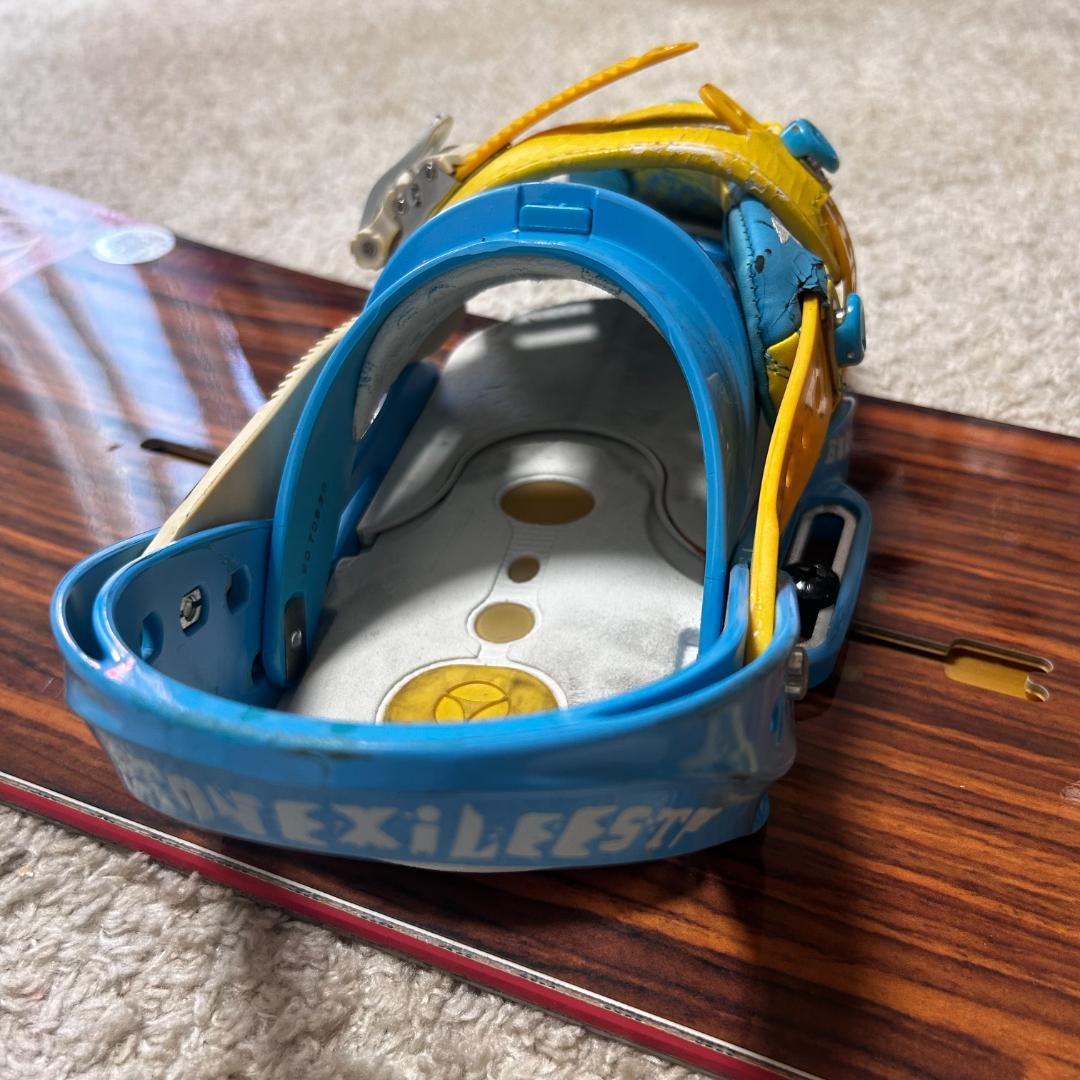 日本限定　BURTON　HUG　バートン　ハグ　スノーボード　板　142cm