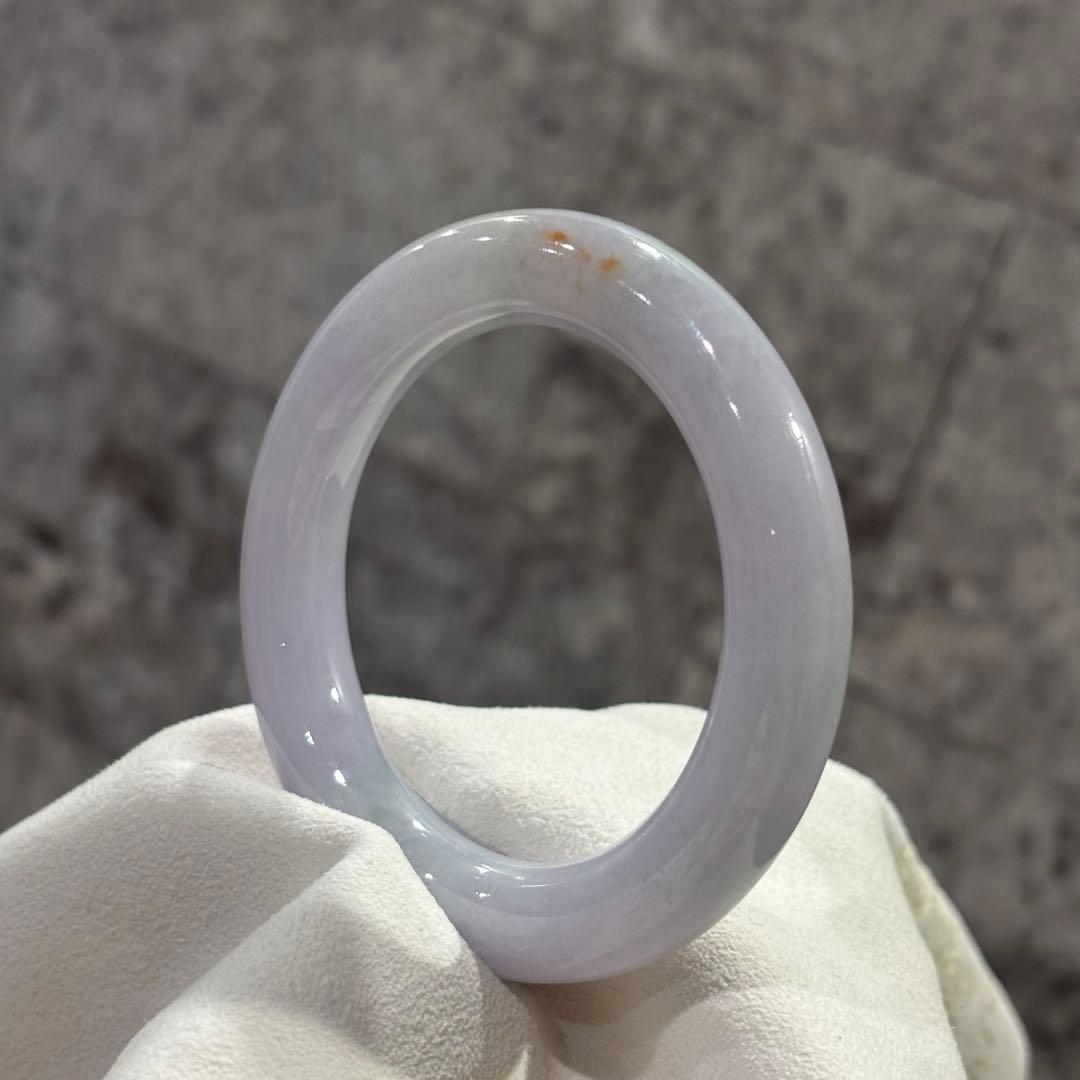 ミャンマー産　天然本翡翠　A貨　春彩　バングル　鑑定書付