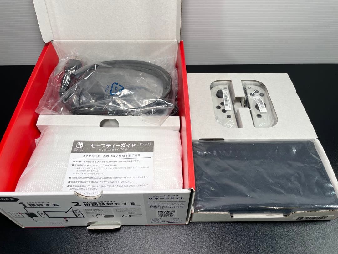 美品 任天堂 Nintendo Switch スイッチ 有機ELモデル ホワイト