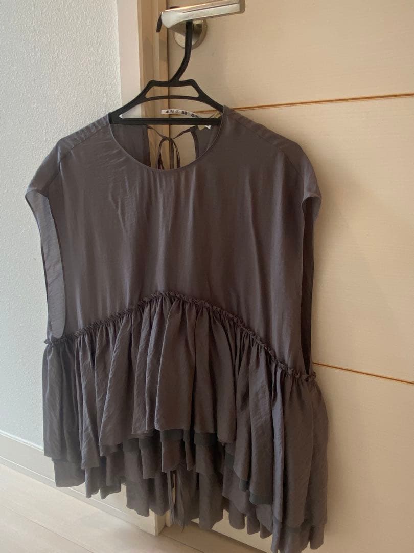 Curensology シアーギャザーブラウス　グレー