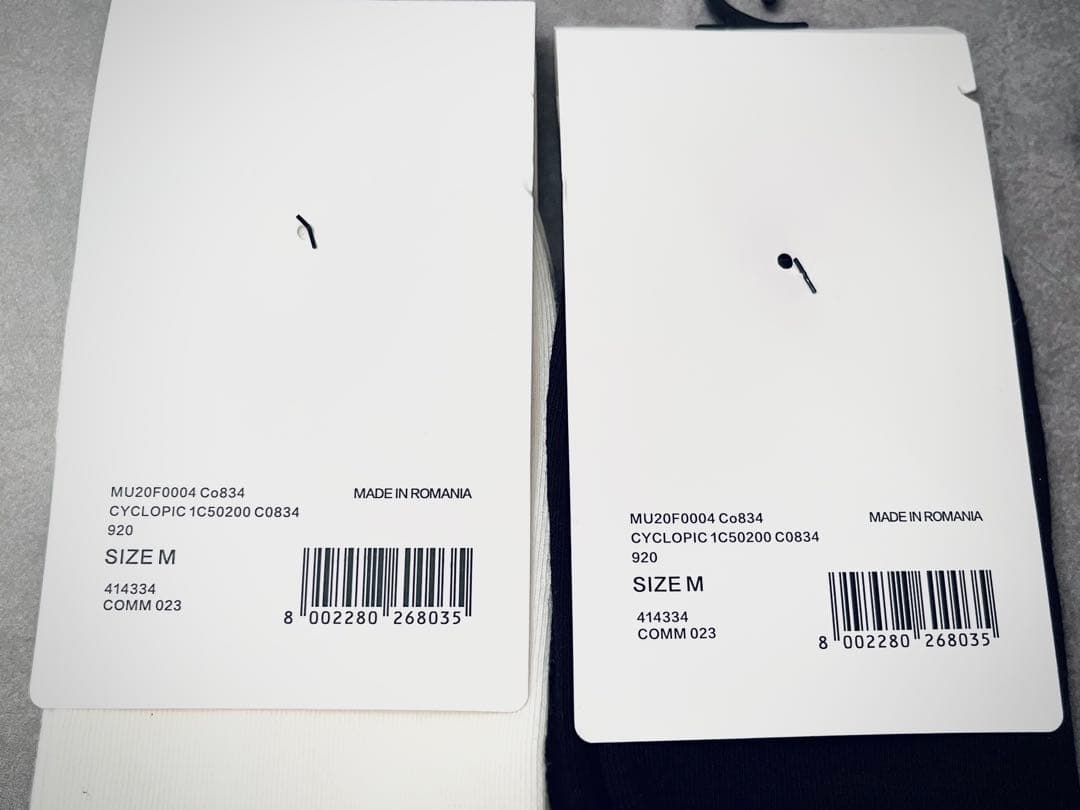 モンクレールmonclerソックスM　メンズソックスロゴ入りソックス　紳士靴下