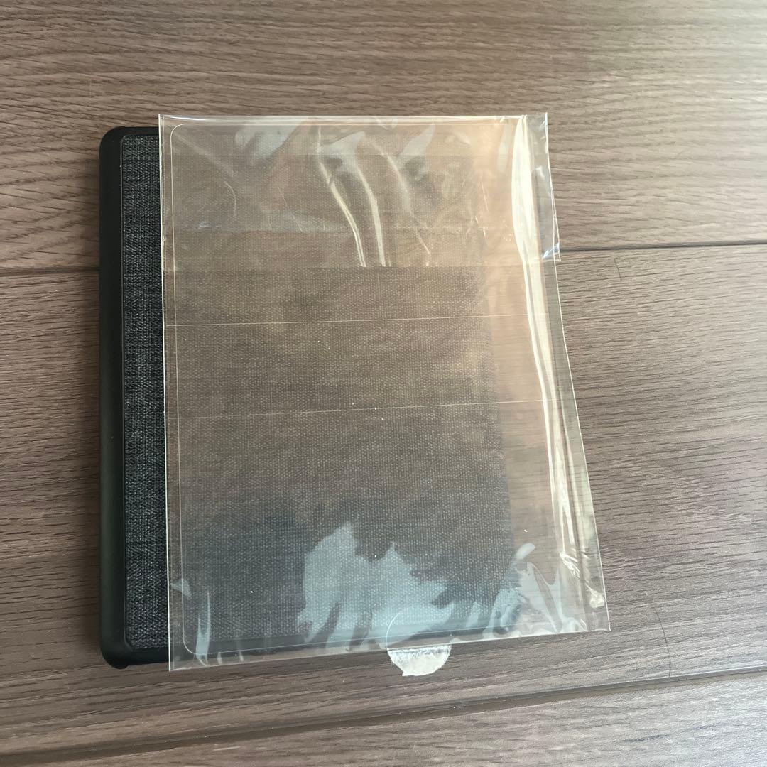 Kindleペーパーホワイト　第11世代　カバーと保護フィルム付き