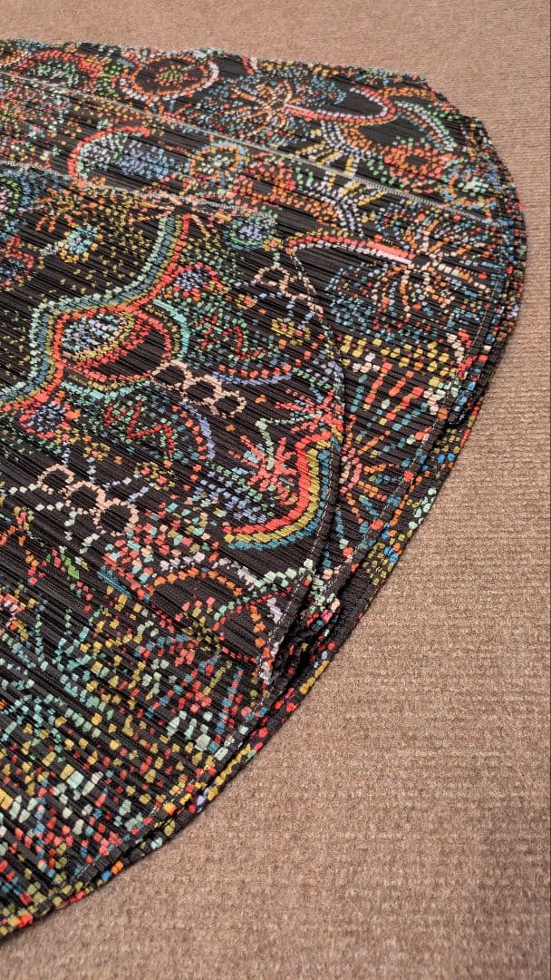 プリーツプリーズ ノースリーブワンピース 花火柄 サイズ5