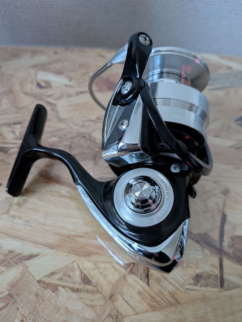 DAIWA レグザ LT5000D-CXH スピニングリール