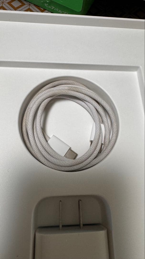 に*ん様 壊れ、傷なしiPad Air第5世代　64GB Wi-Fiモデル　スペ