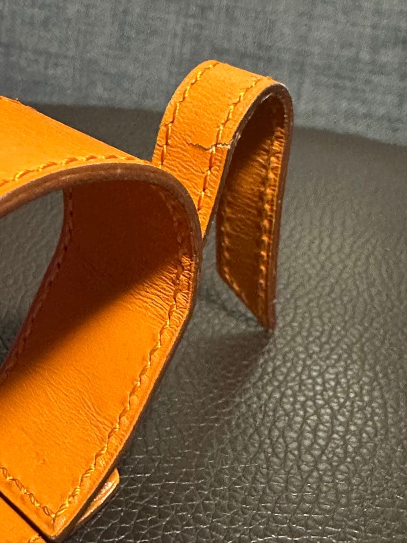 HERMES エルメス アルテミス オレンジ レザーバングル 難あり