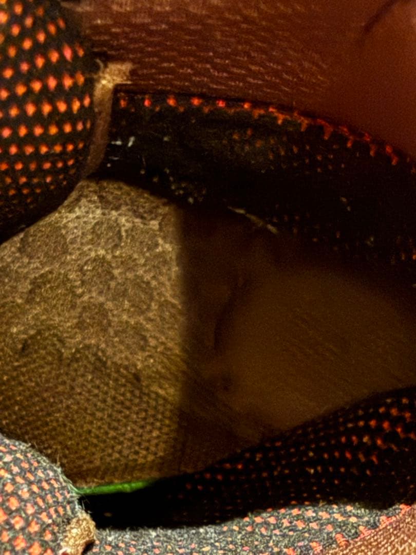 バートンアイオンレザー