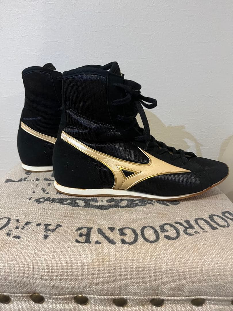 MIZUNO ボクシングシューズ ブラック/ゴールド