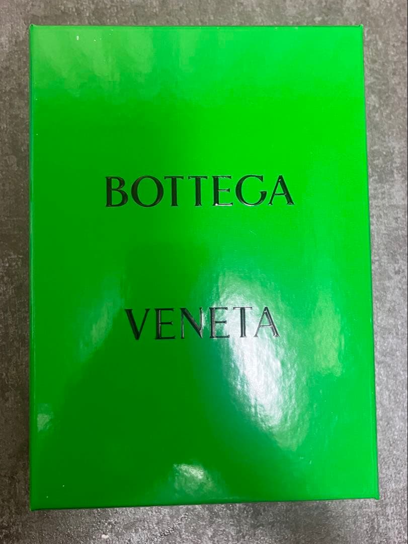 未使用　ボッテガヴェネタ iPhoneケース 15pro マキシイントレ 黒