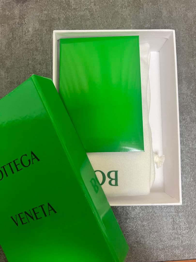 未使用　ボッテガヴェネタ iPhoneケース 15pro マキシイントレ 黒