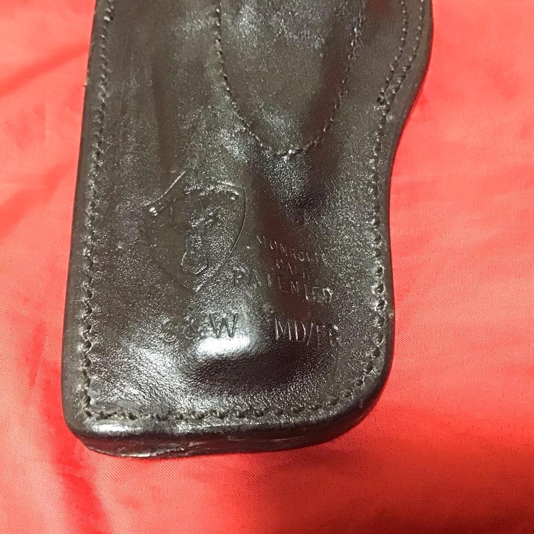 サファリランド製　実物革製リボルバー用ホルスター 中古品