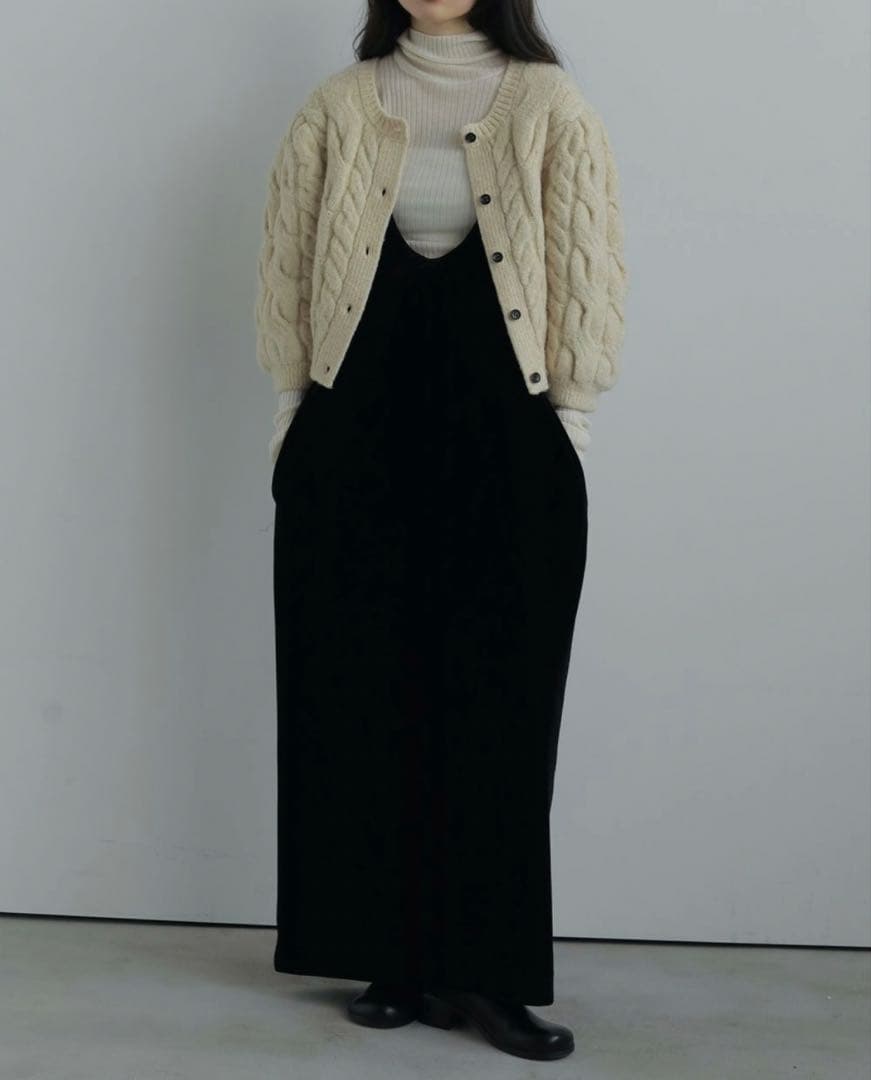 【新品】anuke Velour Uneck Onepiece ブラック　38