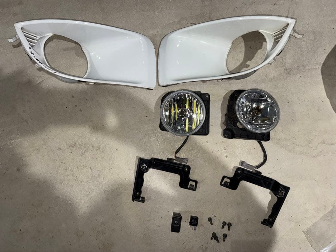 GDB中期 フォグランプキット　カバー　リレー　スイッチ　GDB/GDA/GGA