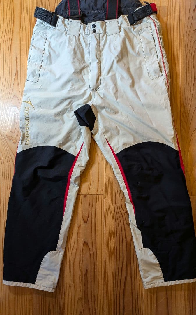 DAIWA トーナメント ゴアテックス ウィンタースーツ PW-1013