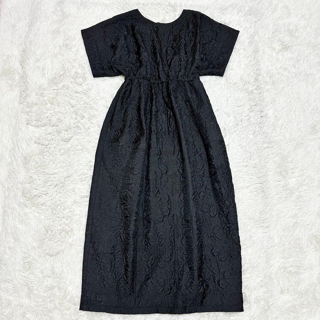 tomo●2025年●BEARDSLEY キルティングコクーンワンピース