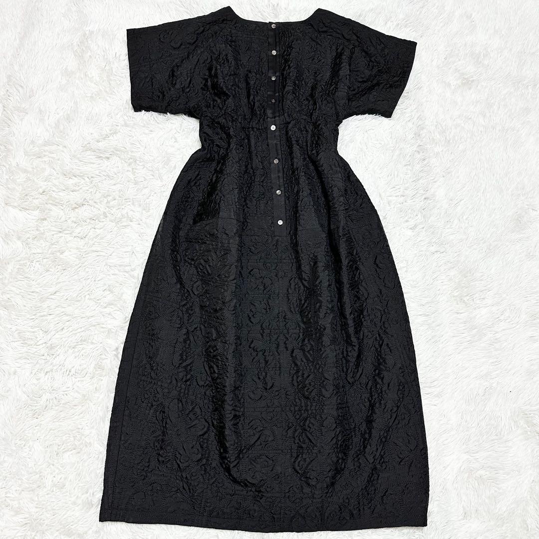 tomo●2025年●BEARDSLEY キルティングコクーンワンピース