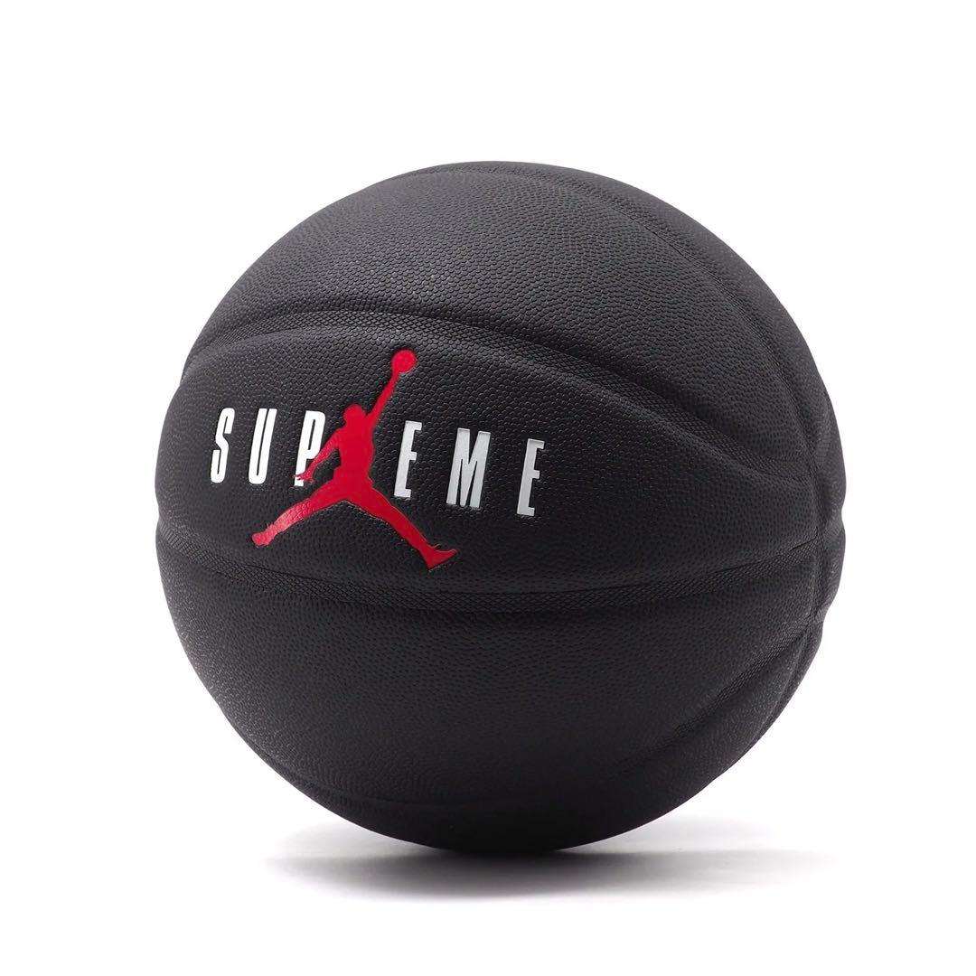 Supreme®/Jordan® Basketball