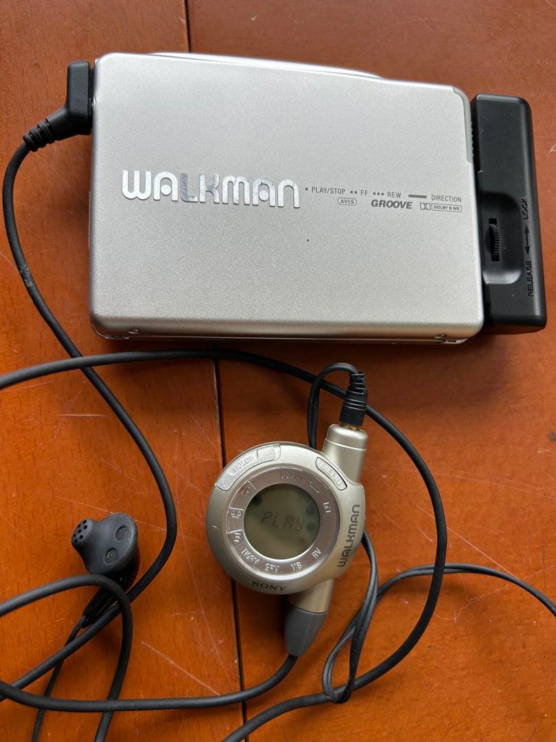 SONY ポータブルカセットプレイヤー　WM-EX9　シルバー　ジャンク