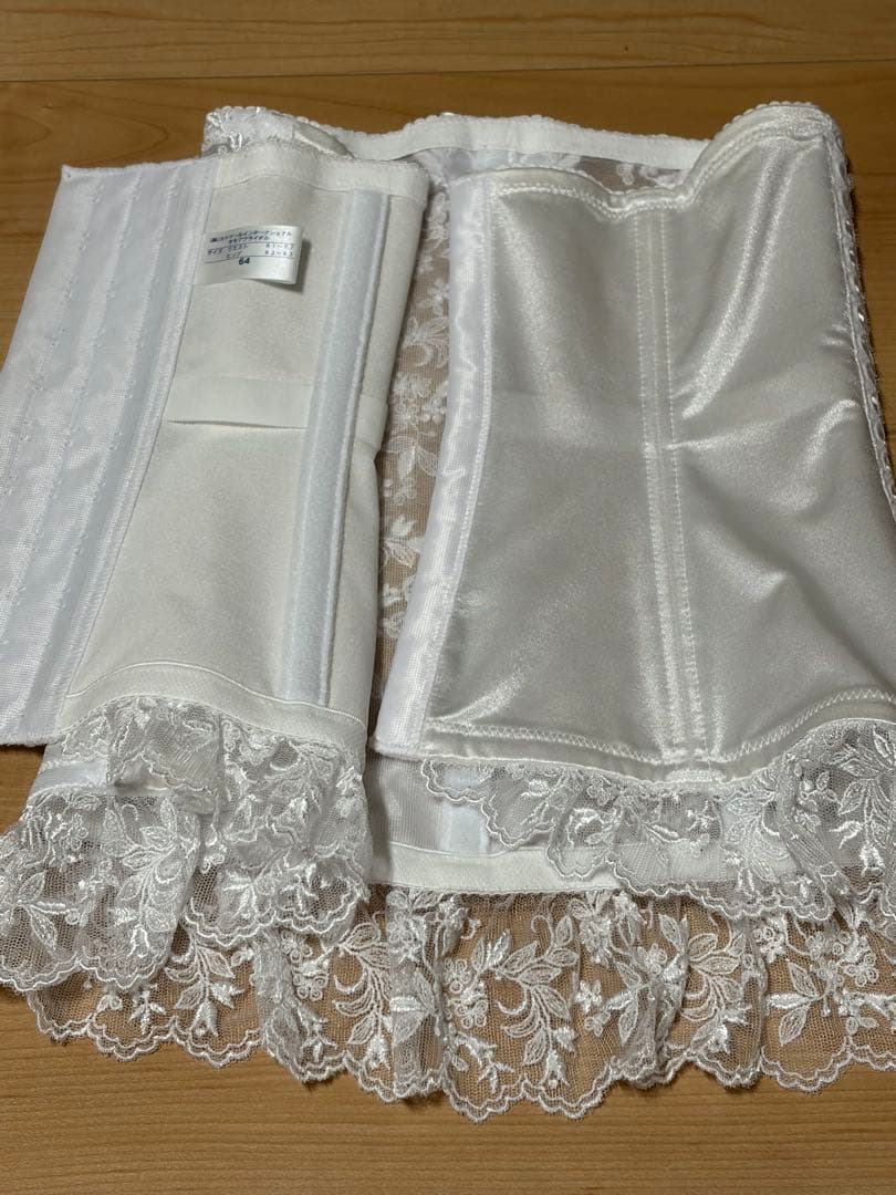 セモアブライタルインナー C70 64 エレガントFセット