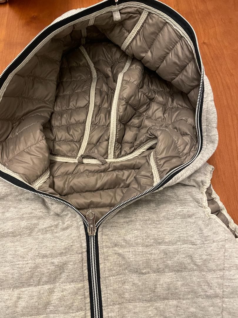 Duvetica デュベティカ　ライトダウンベストMサイズ　グレー