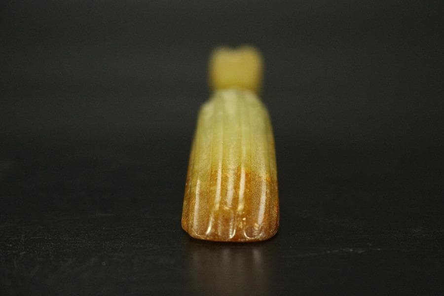 中国美術 玉 帯駒(ZE431)