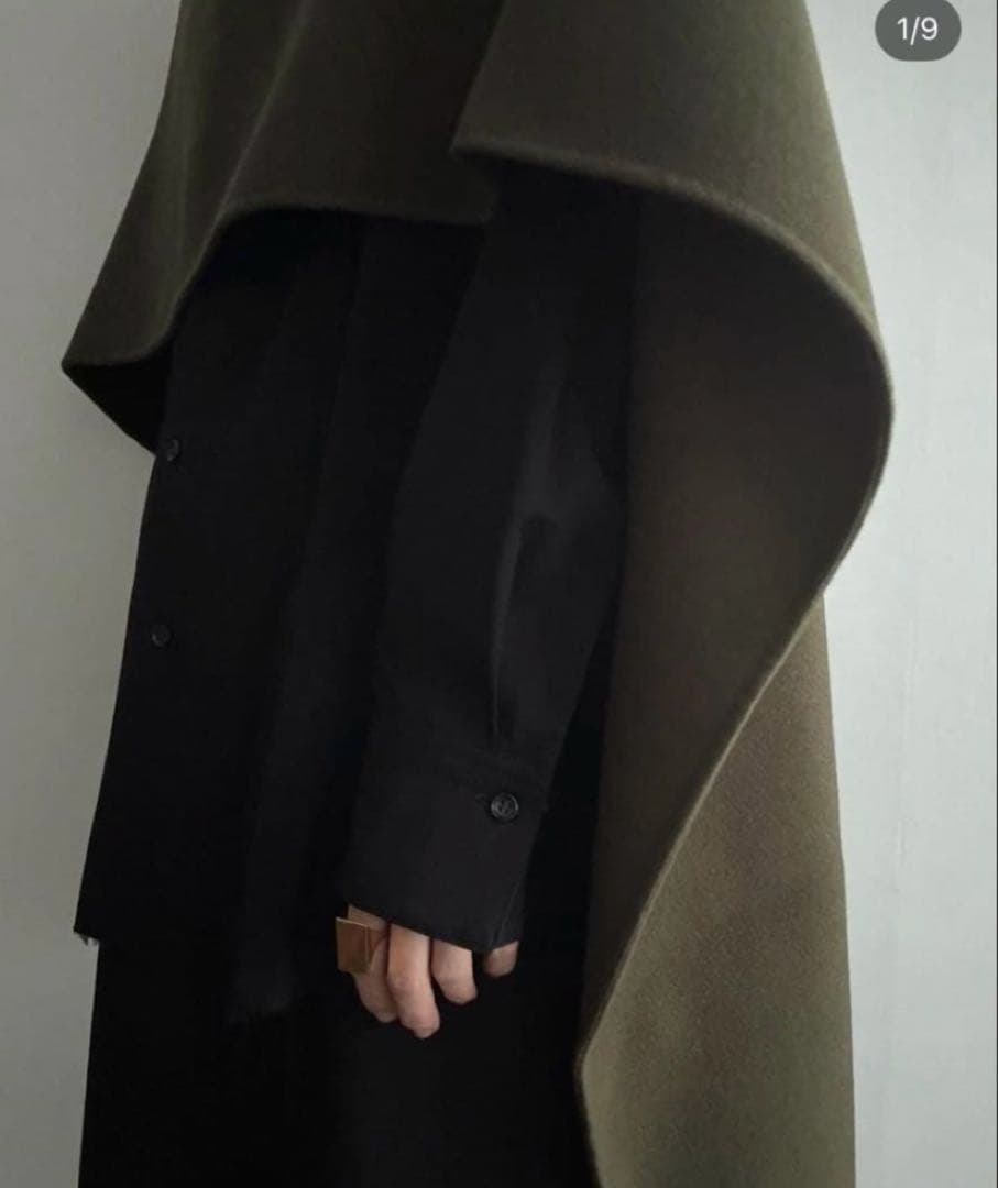 【新品未使用】digne throw shawl coat カーキ　ストール