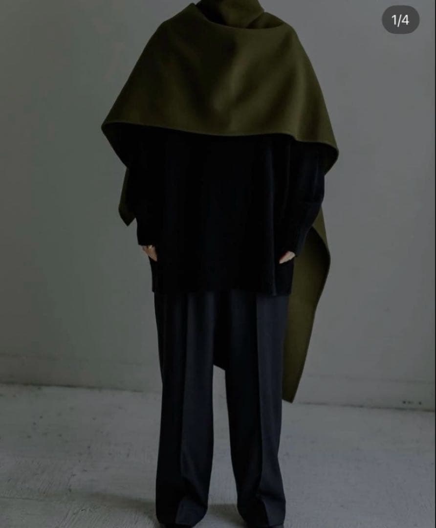 【新品未使用】digne throw shawl coat カーキ　ストール