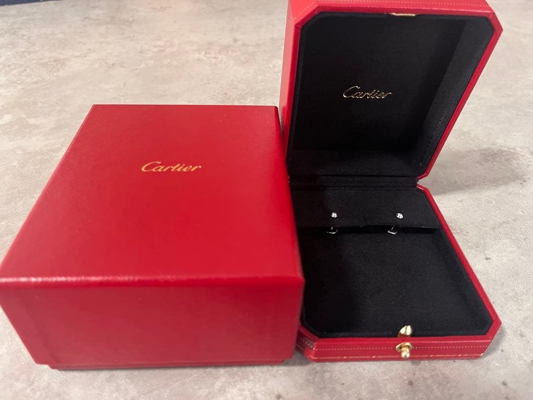 Cartier ダムールイヤリング　XSホワイトゴールド