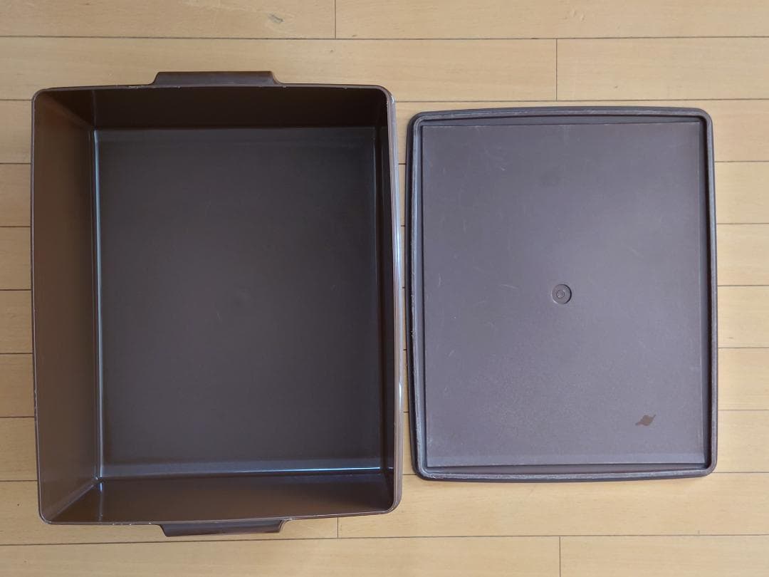 Ouioui　 タッパーウェア スーパーケース ブラウン4個ブラック3個