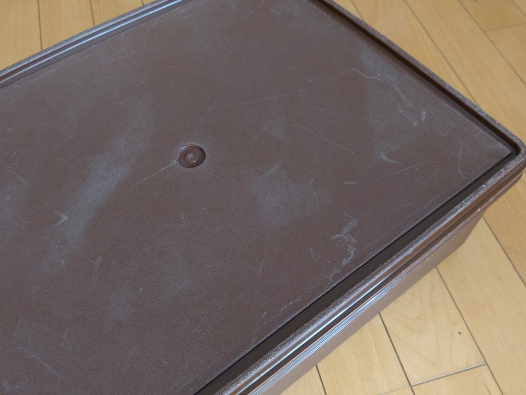 Ouioui　 タッパーウェア スーパーケース ブラウン4個ブラック3個