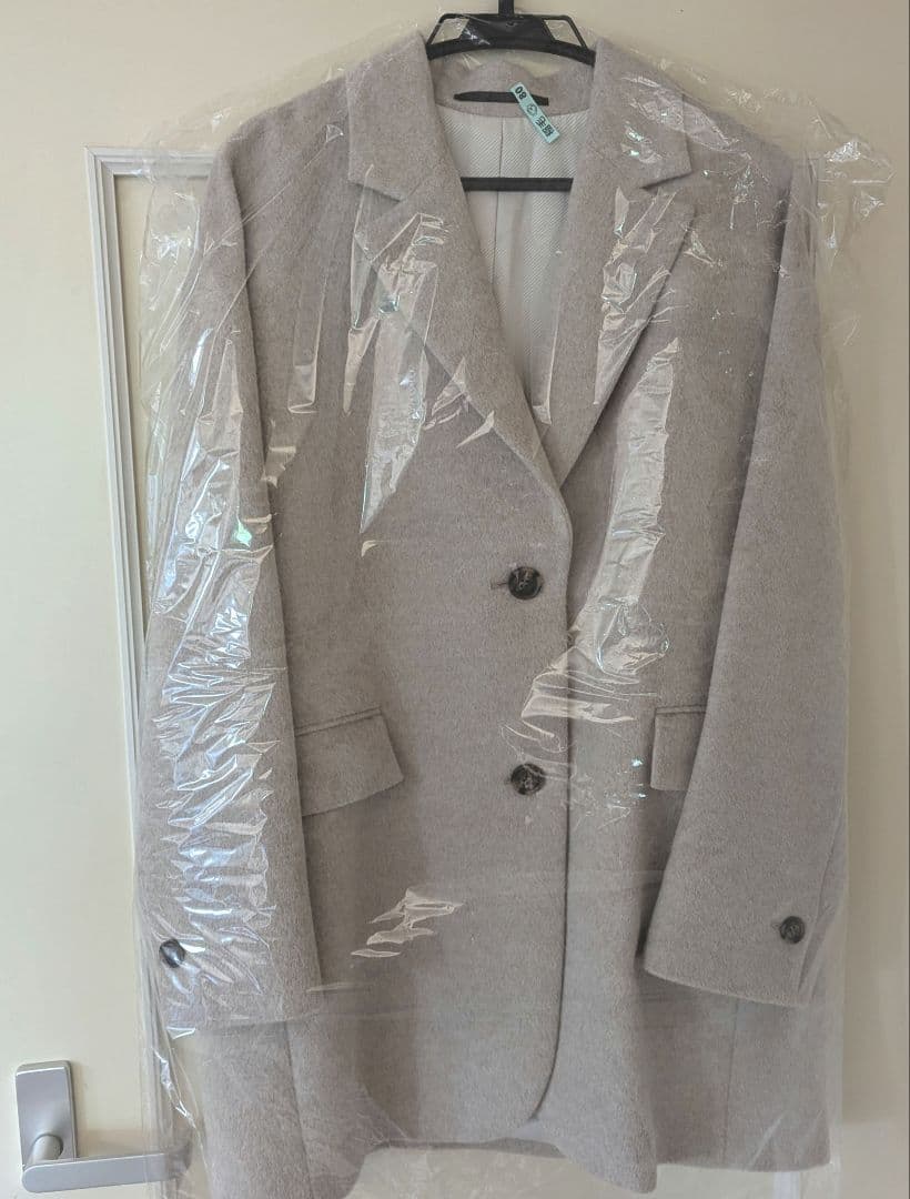 2024.展示のみ美品　アンゴラウールオーバサイズジャケット　ベージュ