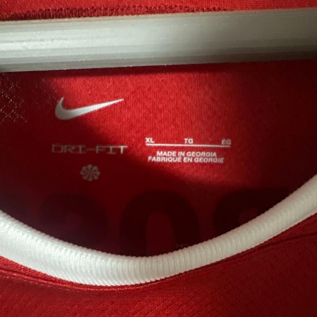 サッカーリヴァプール23/24ユニフォーム