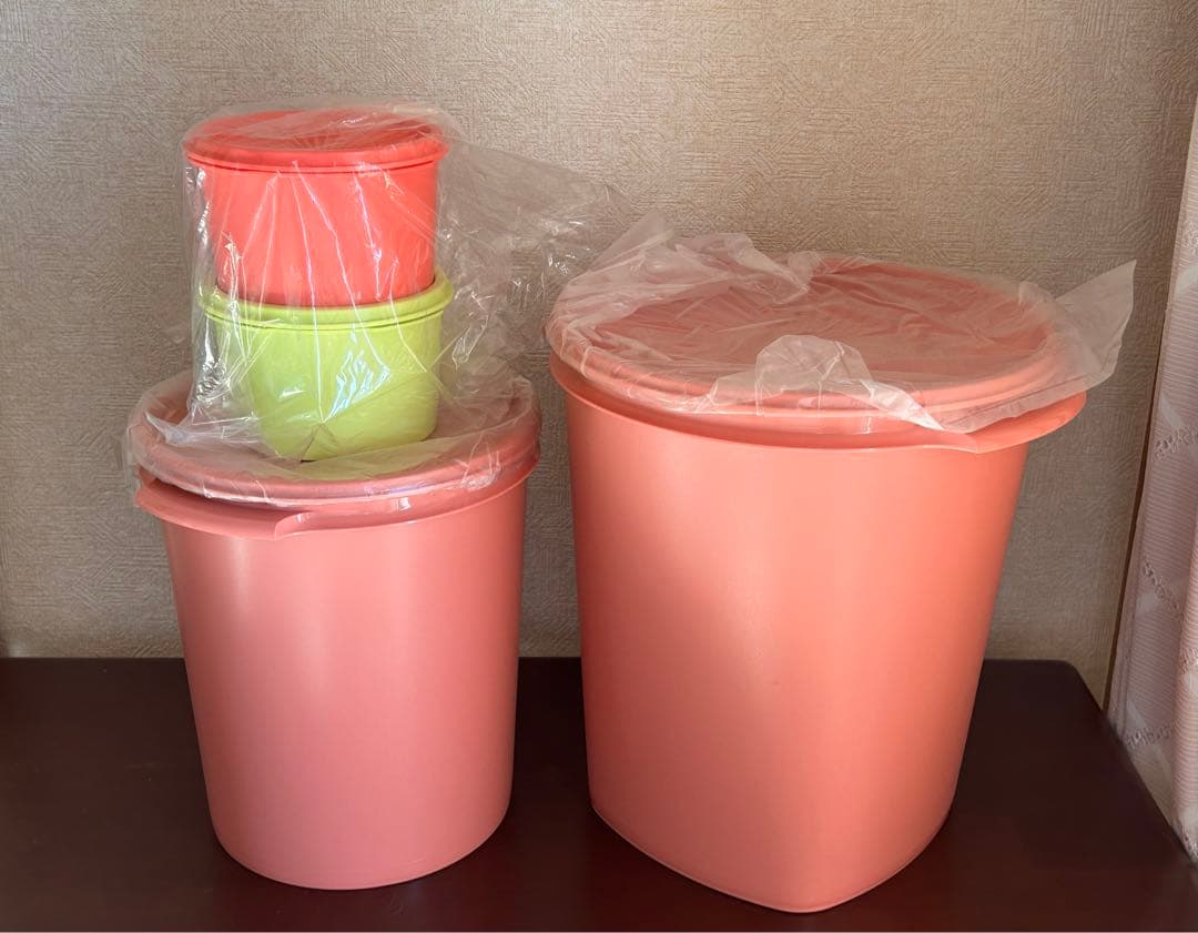 Tupperware マキシクイーンデコレーター、　マキシ、ミニデコレーター