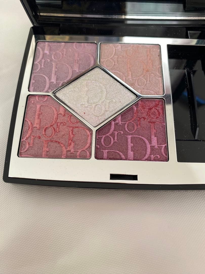 Dior アイシャドウ　ピンクロリポップ
